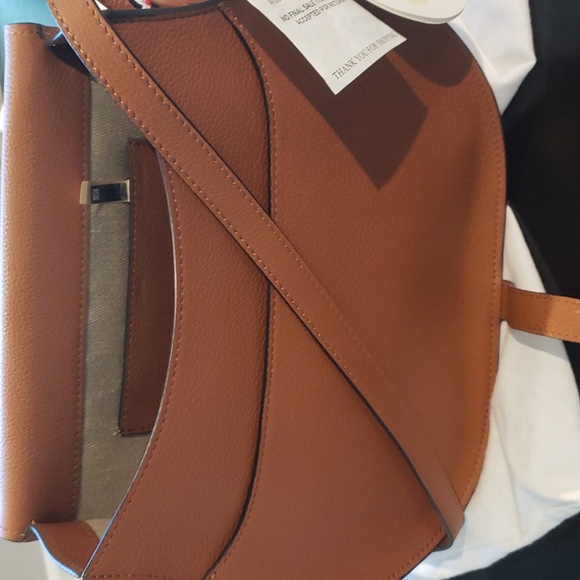 NWT! Chloe Medium Marcie Crossbody - Picture 5 of 15